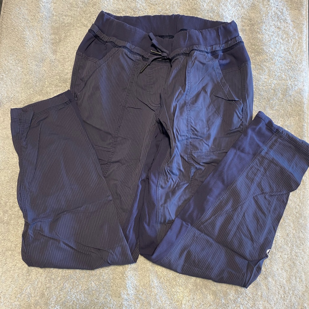 Lulu pants